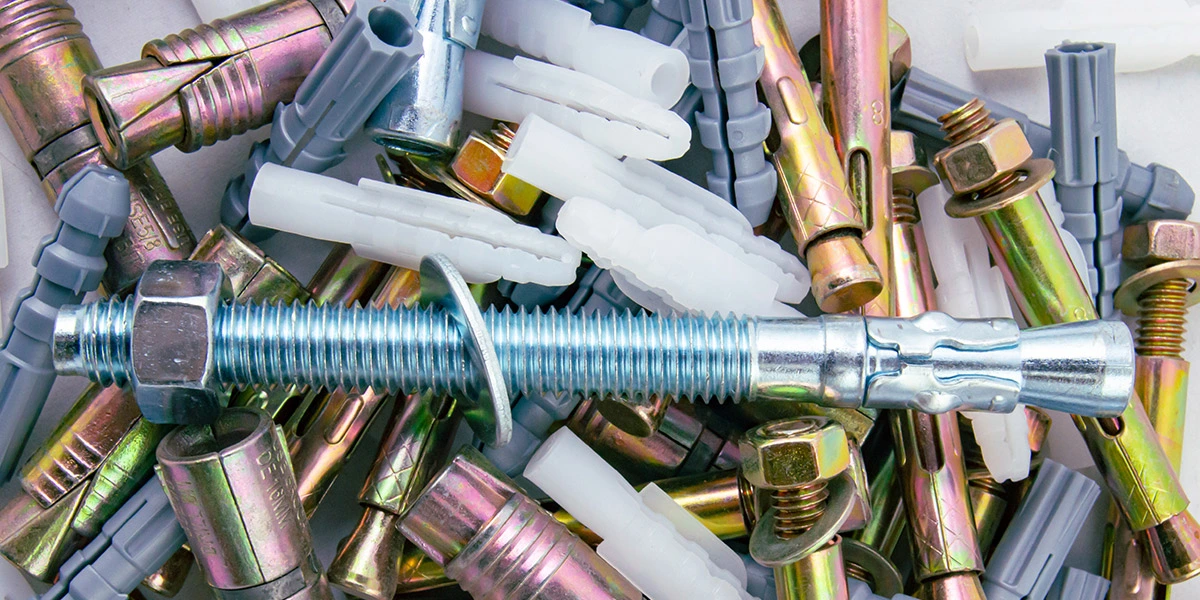 Diferentes tipos de taquetes en San Luis Potosí | Taquete TX, taquete arpón taquete plastico, Taquete expansivo, Taquete z, Taquete Gole ADI | Torniplus